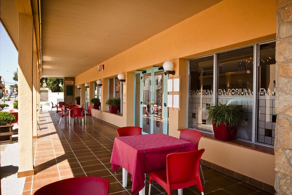 Hotel Emporium - Adults Only Castello  D'Empuries Exterior foto